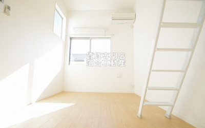 【洋室】 | ワンズアヴェニール淵野辺 | 使い勝手のいい洋室