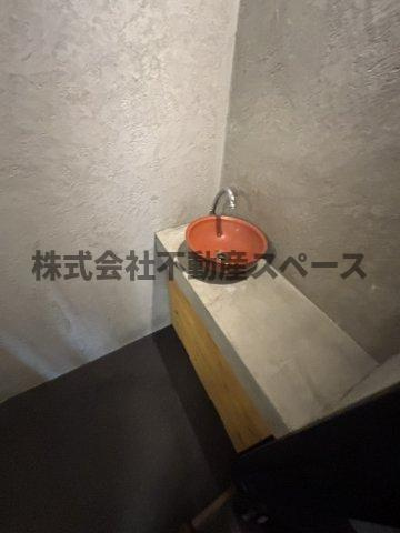 大阪市東淀川区小松１丁目の店舗事務所の内装