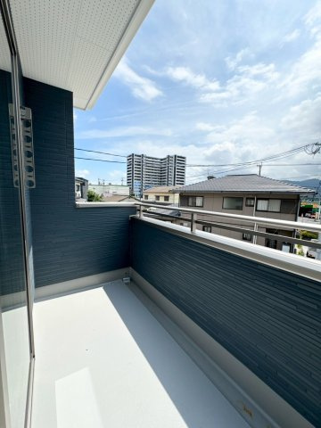 ーBloomーブルームー小倉南区湯川1丁目1期　【小倉南区　新築戸建て】のバルコニー|日当たり良好なバルコニー♪　【小倉南区　新築戸建て】