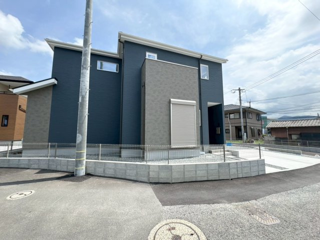 ーBloomーブルームー小倉南区湯川1丁目1期　【小倉南区　新築戸建て】の外観|落ち着いた色合いの外観が魅力♪　【小倉南区　新築戸建て】
