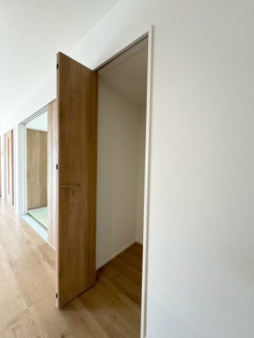 ーBloomーブルームー小倉南区湯川1丁目1期　【小倉南区　新築戸建て】の収納|リビングにも収納完備で散らかりがちなリビングもスッキリ　【小倉南区　新築戸建て】