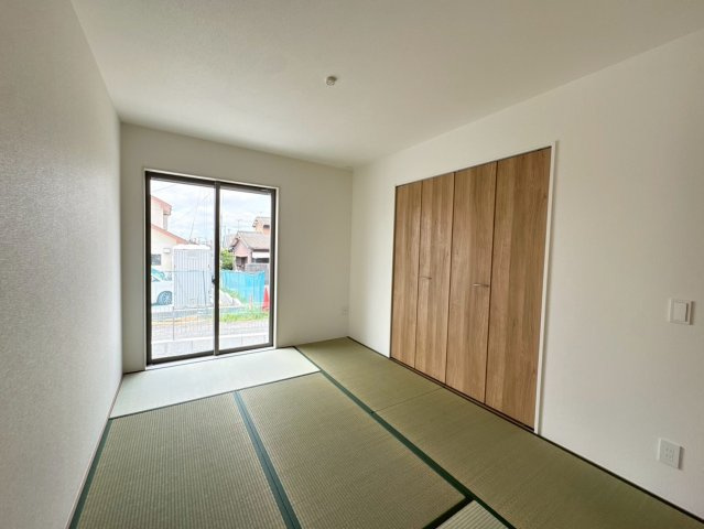 ーBloomーブルームー小倉南区湯川1丁目1期　【小倉南区　新築戸建て】の和室|客間やお子様の遊び場に便利な６帖和室♪　【小倉南区　新築戸建て】