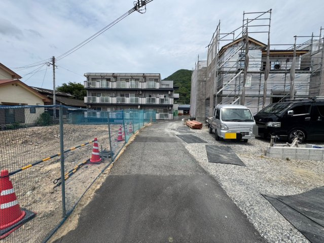 ーBloomーブルームー小倉南区湯川1丁目1期　【小倉南区　新築戸建て】の前面道路含む現地写真|現地撮影　2025,5,29　ーBloomーブルームー小倉南区湯川1丁目1期　【小倉南区　新築戸建て】
