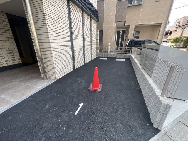 THE MUSE神屋町の駐車場