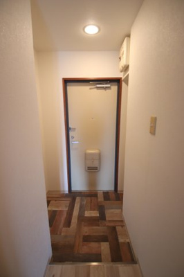 【玄関】 | ウイスタリア藤