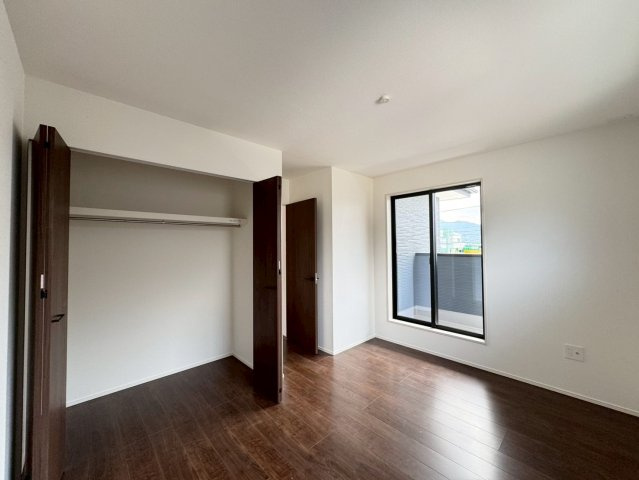 ーFor.Mーフォルムー小倉南区湯川1丁目1期　【小倉南区　新築戸建て】の洋室|2階6.5帖洋室はクローゼット完備♪　【小倉南区　新築戸建て】