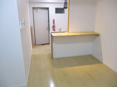 【洋室】 | カーサ　ルミノサ