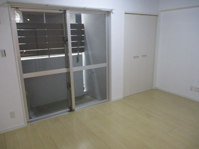 【洋室】 | カーサ　ルミノサ