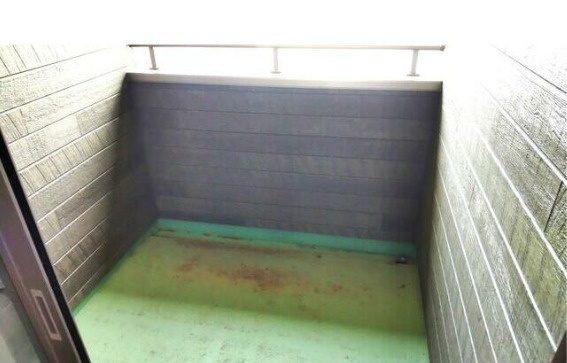 八代市長田町中古戸建のバルコニー|陽当たり良好なバルコニーです