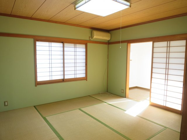 松ケ丘２丁目住宅の和室|1F　和室8畳