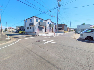 【前面道路含む現地写真】