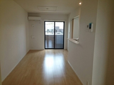 【居間・リビング】 | つきの詩Ⅱ | ゆったり過ごせる居間です