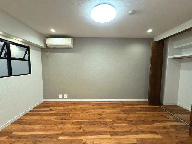 府中マンションの洋室|洋室１(約５.５帖)