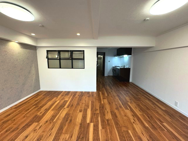 府中マンションの居間・リビング|LDK(約１４.８帖)