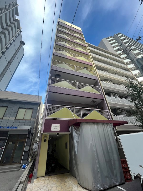 ヒルズコート海岸通の外観