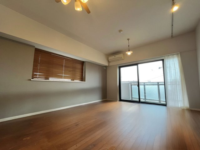 エクセレント北松戸の居間・リビング