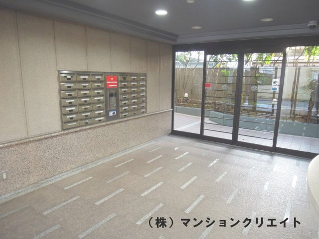 福井ダイカンプラザのエントランス