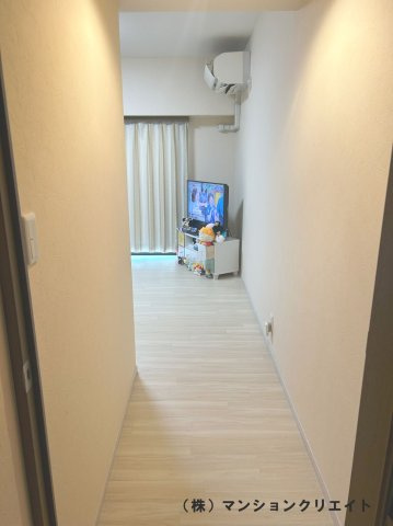 福井ダイカンプラザの居間・リビング|リビング入口