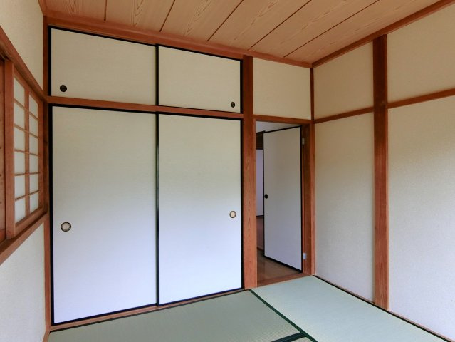 関内貸家７号棟の和室