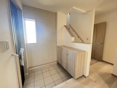 【玄関】