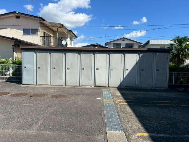 ジャン・ピュールⅠの駐車場