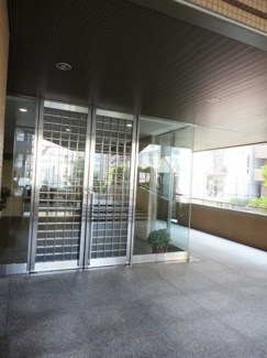 【エントランス】