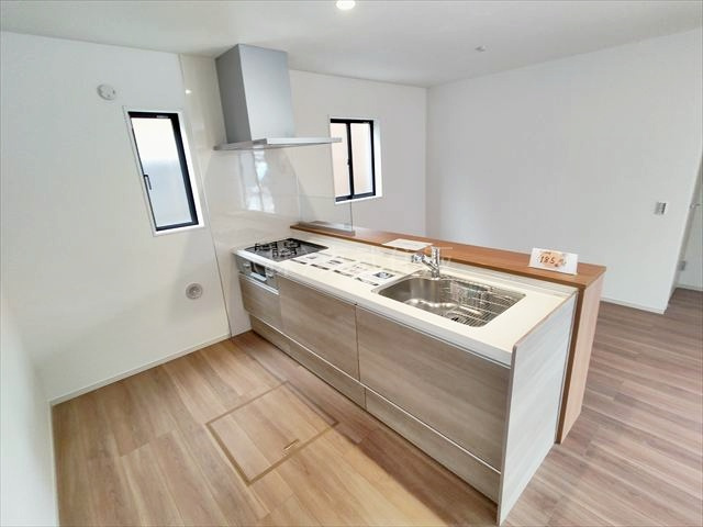 【キッチン】 | 川越市今成１期　全５棟　２号棟 | リビングが見渡せるオープンキッチンです