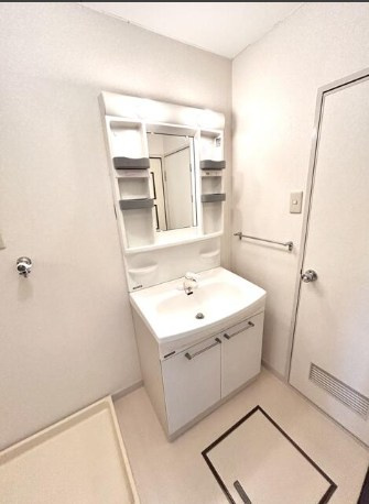 ハイプラザ長岡の独立洗面台