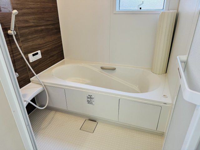 八王子市　川口町　中古戸建ての浴室|～のびのびくつろげるバスルーム　１日の締めくくりに癒やしのバスタイムを～