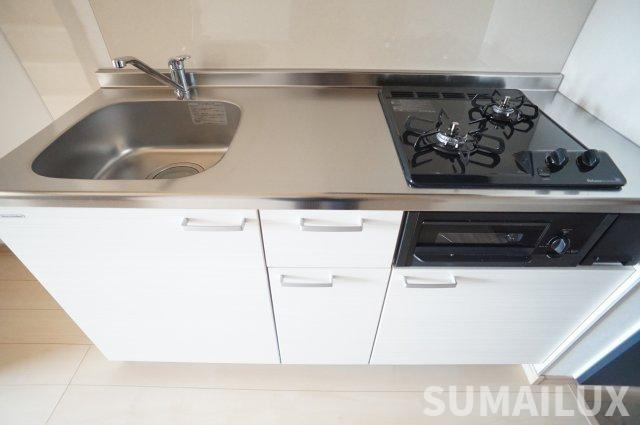 熊本市東区月出１丁目の賃貸マンションのキッチン