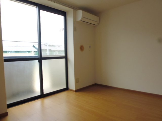 ローゼン大上の居間・リビング|洋室