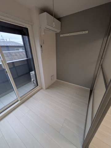 D Paina 宿河原七丁目の洋室