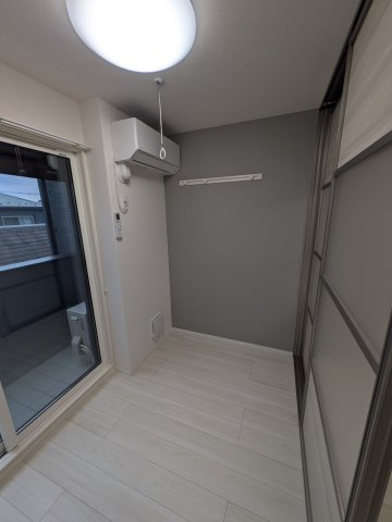 D Paina 宿河原七丁目の洋室