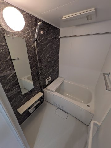 D Paina 宿河原七丁目の浴室