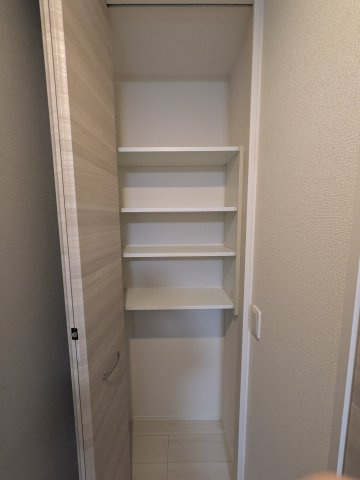 D Paina 宿河原七丁目の収納