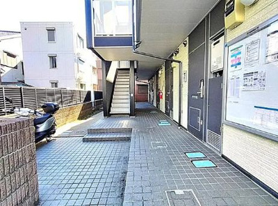 【エントランス】 | レオパレスS