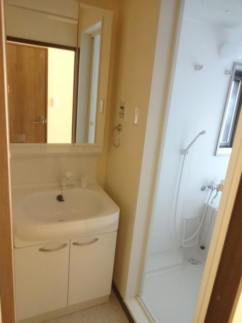 J-PLACE天神東の洗面所