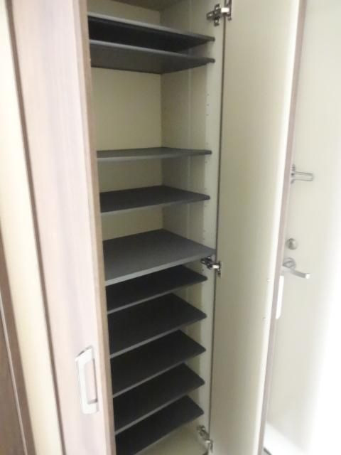 J-PLACE天神東の収納