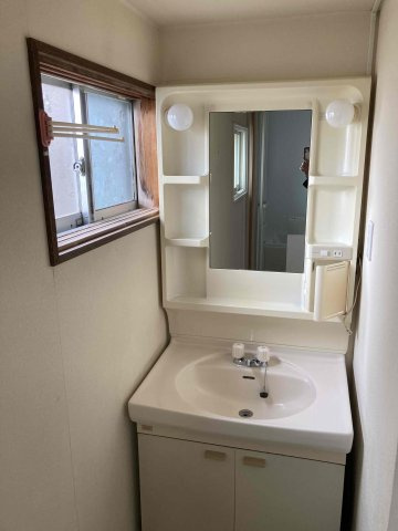 伊達市西浜町107-88戸建の洗面所