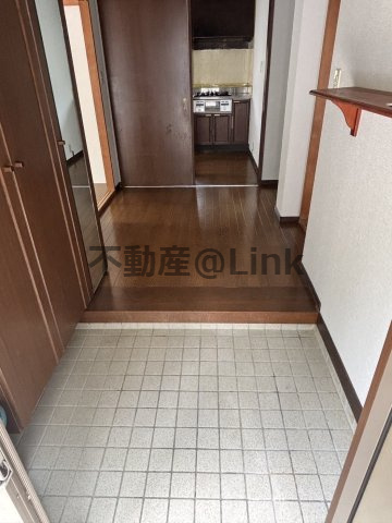 【6DK】遠野町滝内城【駐車場4台可能】の玄関|玄関