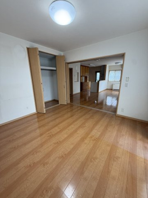 【洋室】 | 大津市南小松中古戸建