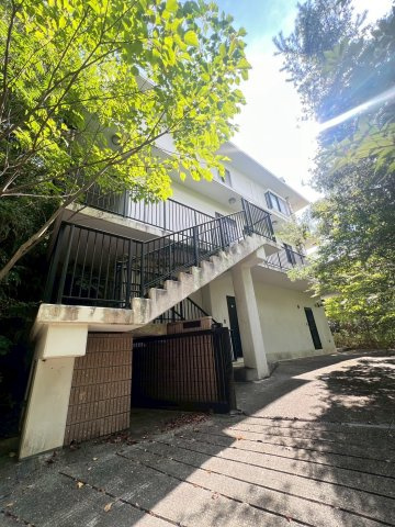 甲陽園目神山町戸建