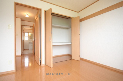 【収納】 | サンパティーク・ロジュマンＤ | 十分な収納スペースがあります
サンパティークロジュマンD棟　203号室　平成21年4月23日