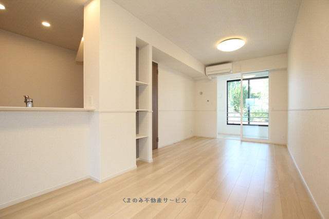 【居間・リビング】 | プレミアム２７番館 | ゆったり過ごせるリビングです
プレミアム27番館　101号室　2025年11月10日