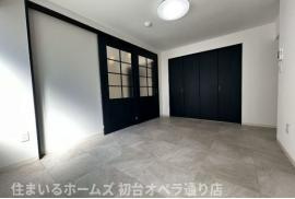 セントフォービル　