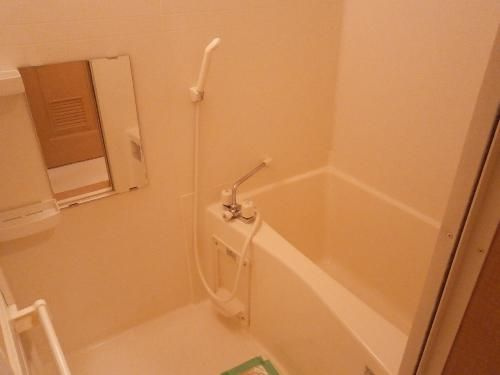 フォレストみのり台の浴室