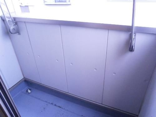 フォレストみのり台のバルコニー