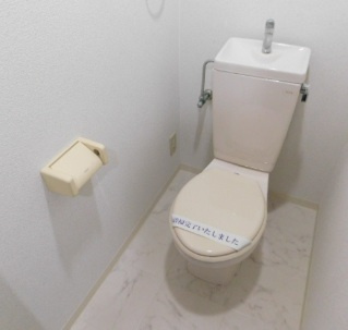 中西駅前ビルのトイレ