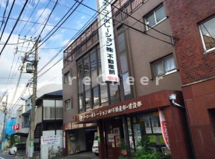 第二ビルの外観