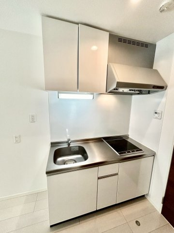 GRANDIR吹田のキッチン